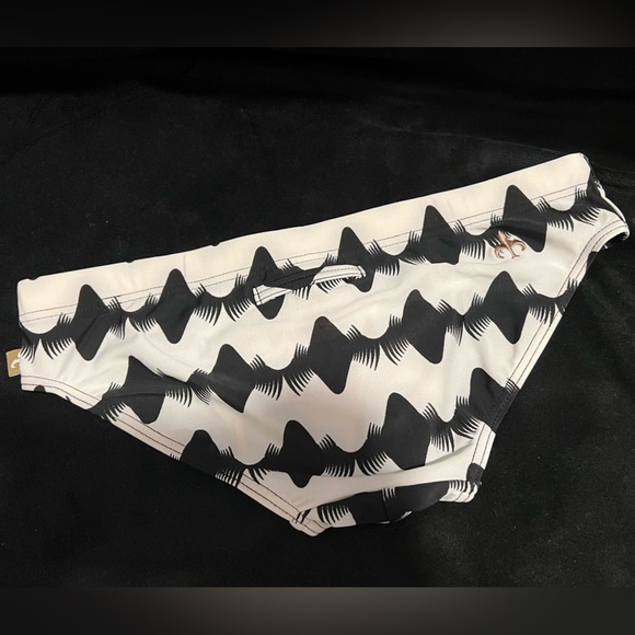 Marcuse men’s extra small bikini swim brief - Picture 2 of 2